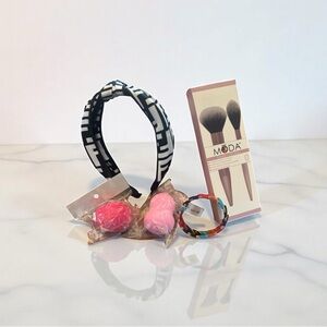 Silver Women's Clutch Stuffed With Makeup and Skincare Items 🚨🎉 HOST PICK!! 🎉